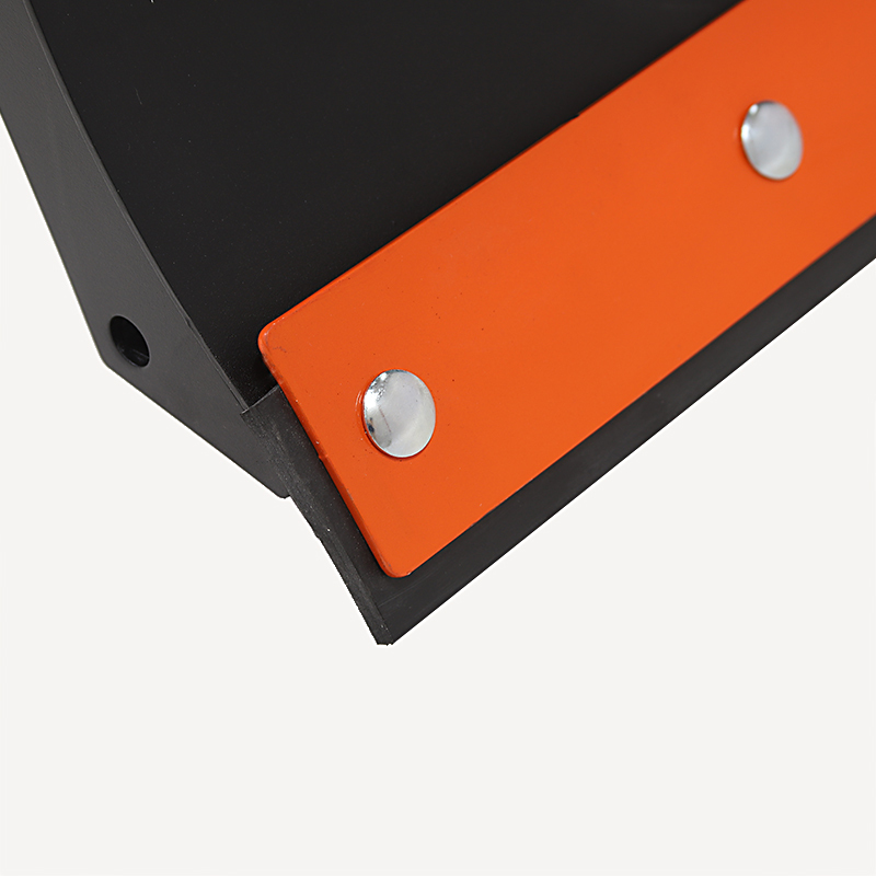Plogpaket ATV Click N Go highrise 150 cm, Komplett plogpaket med fäste som passar alla fyrhjulingar. Ett tillbehör till ATV fyrhjuling utformat för styrka, säkerhet och funktion i Scandinaviskt klimat. 4